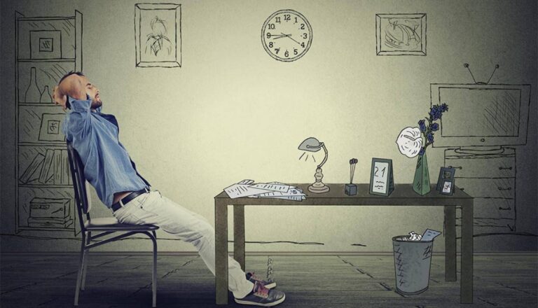 4 Possible Side Effects Chronic Procrastinators May Experience